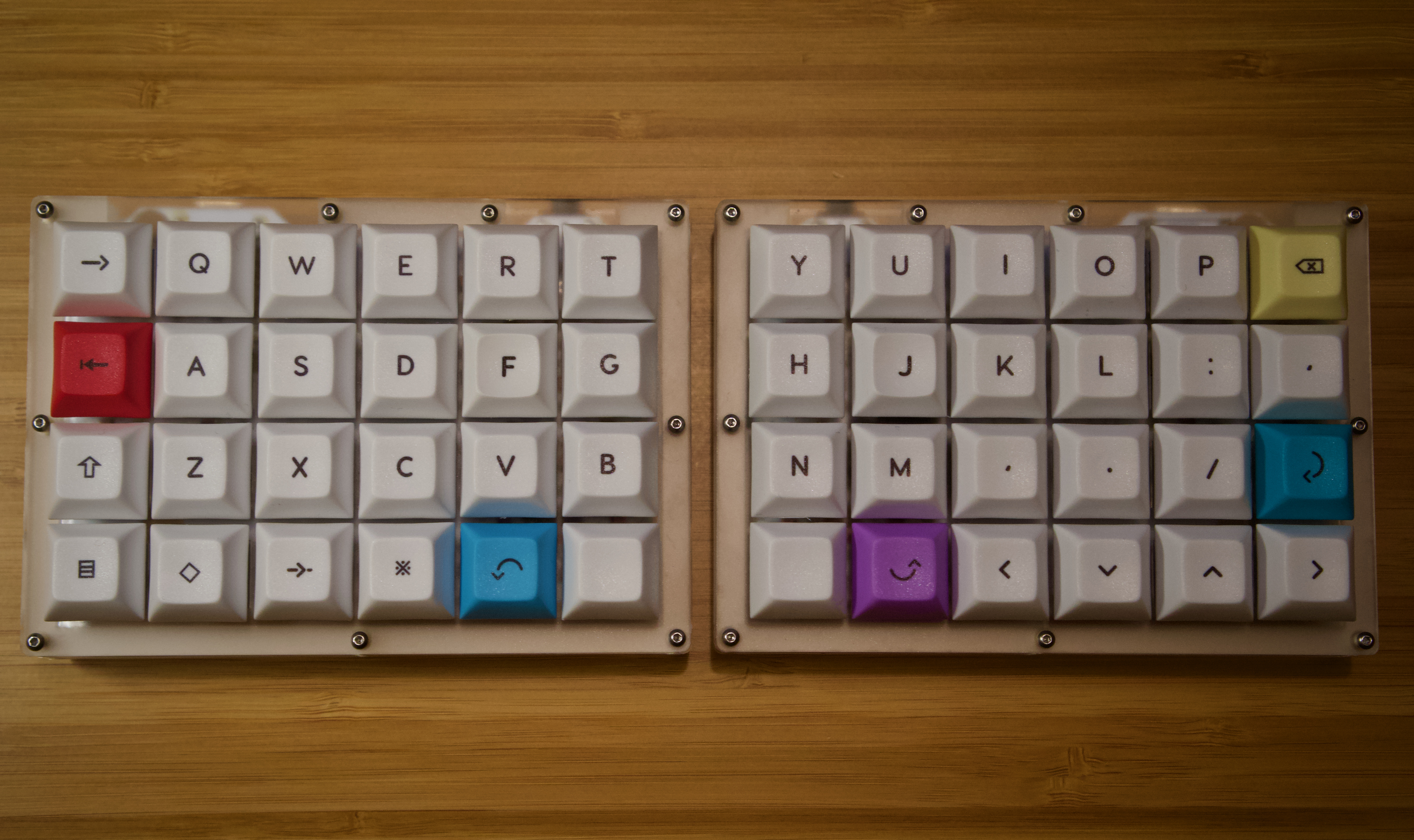 Assembled keyboard, unplugged